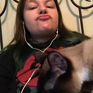 Meet your Posher, Brittney